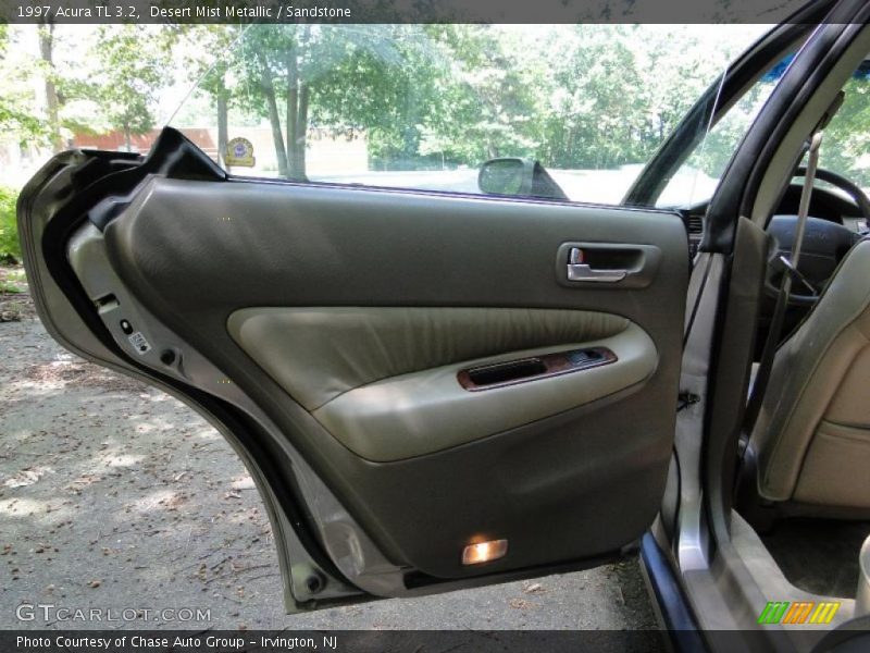 Desert Mist Metallic / Sandstone 1997 Acura TL 3.2