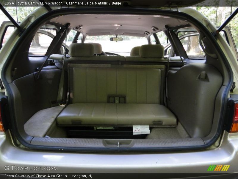 Cashmere Beige Metallic / Beige 1994 Toyota Camry LE V6 Wagon