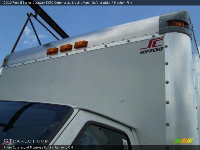 Oxford White / Medium Flint 2010 Ford E Series Cutaway E350 Commercial Moving Van