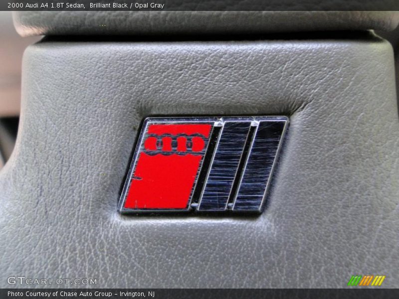 Brilliant Black / Opal Gray 2000 Audi A4 1.8T Sedan