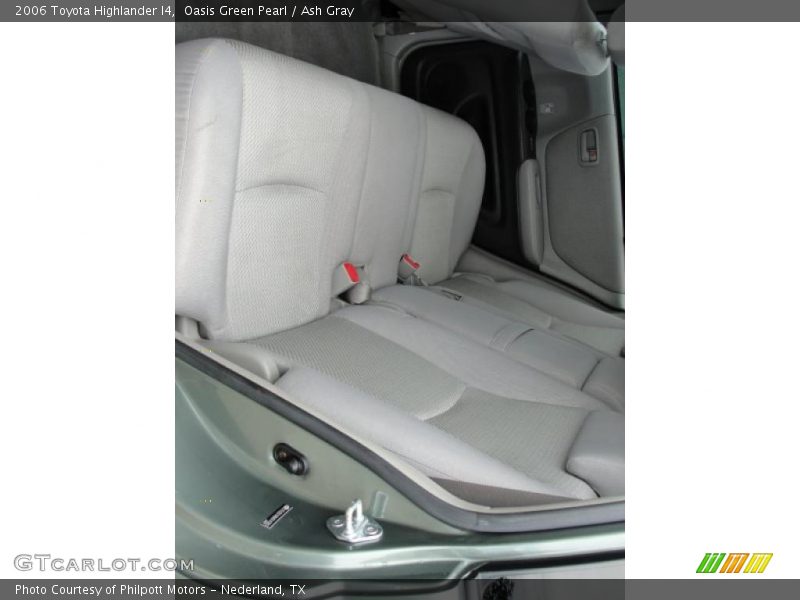 Oasis Green Pearl / Ash Gray 2006 Toyota Highlander I4