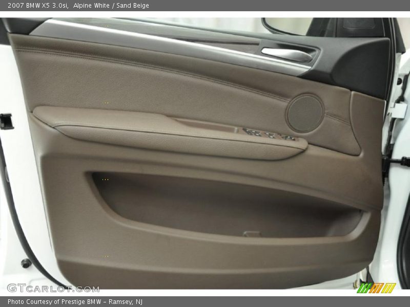 Alpine White / Sand Beige 2007 BMW X5 3.0si