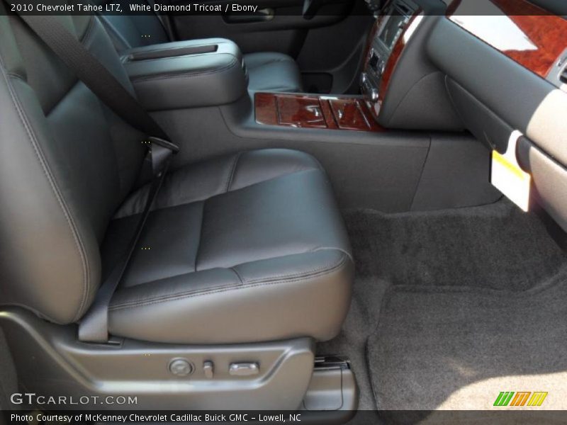 White Diamond Tricoat / Ebony 2010 Chevrolet Tahoe LTZ