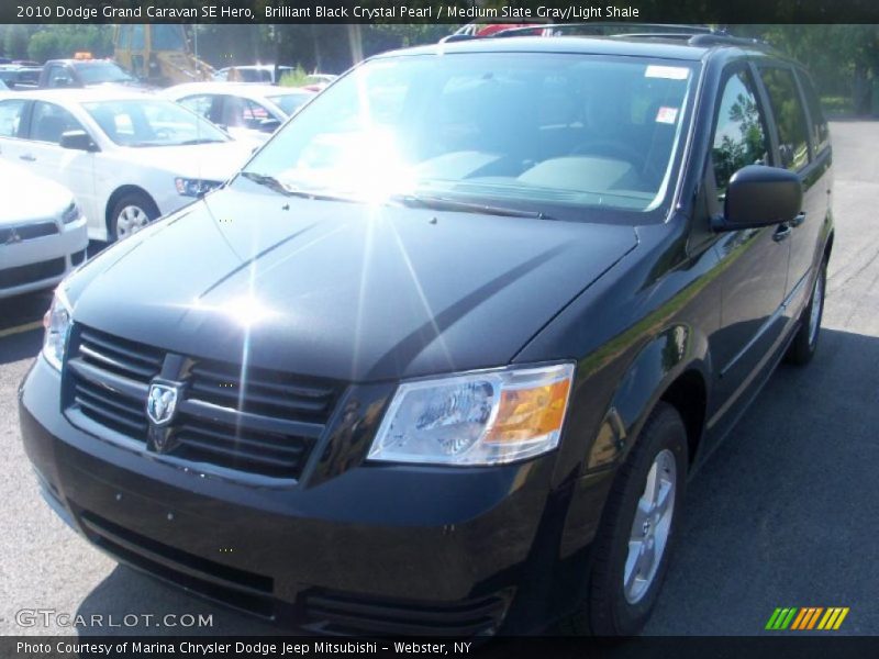 Brilliant Black Crystal Pearl / Medium Slate Gray/Light Shale 2010 Dodge Grand Caravan SE Hero
