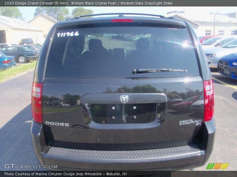 Brilliant Black Crystal Pearl / Medium Slate Gray/Light Shale 2010 Dodge Grand Caravan SE Hero