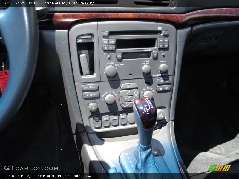 Silver Metallic / Graphite Gray 2002 Volvo S80 T6