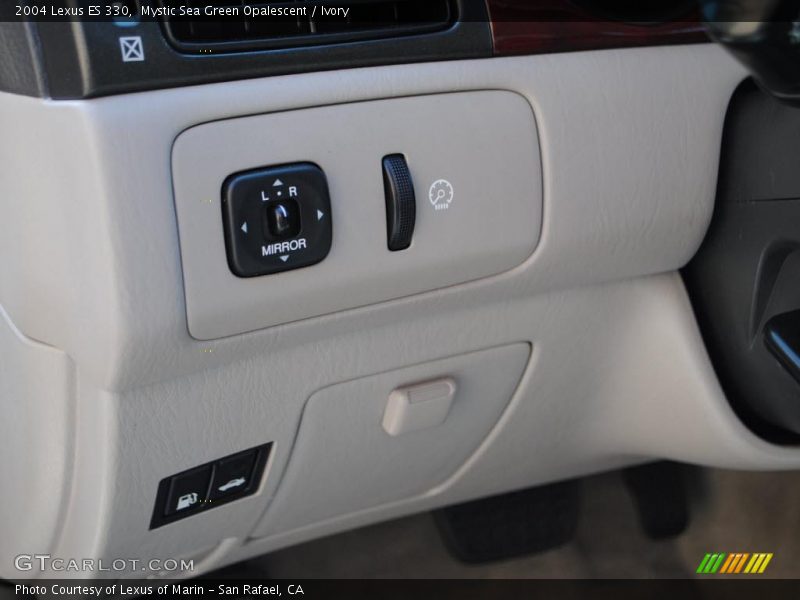 Mystic Sea Green Opalescent / Ivory 2004 Lexus ES 330