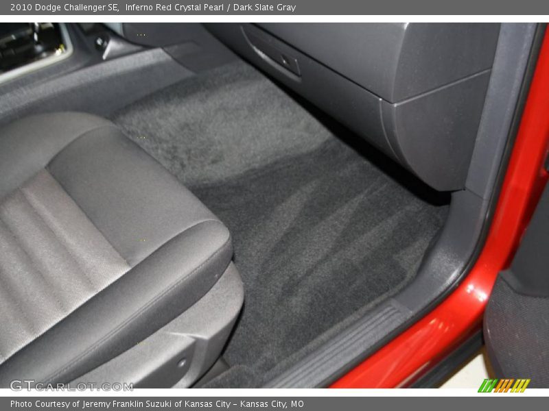 Inferno Red Crystal Pearl / Dark Slate Gray 2010 Dodge Challenger SE