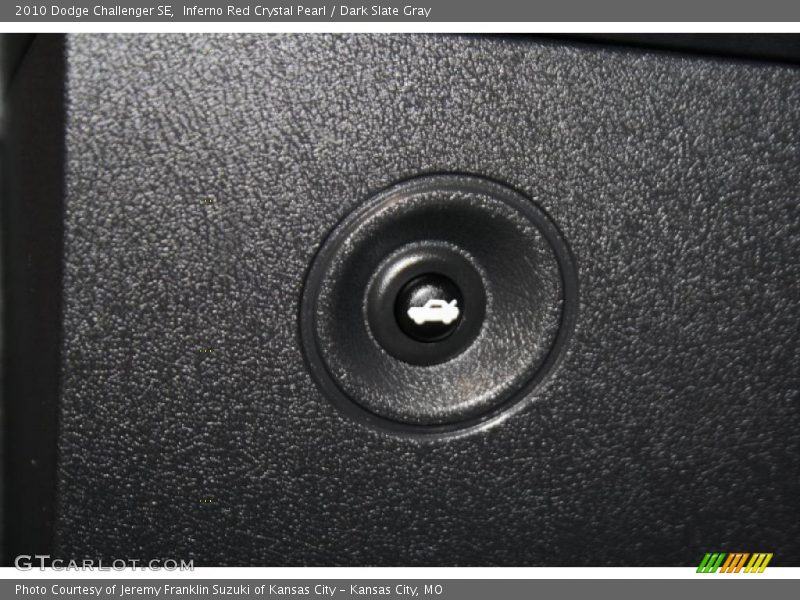 Inferno Red Crystal Pearl / Dark Slate Gray 2010 Dodge Challenger SE