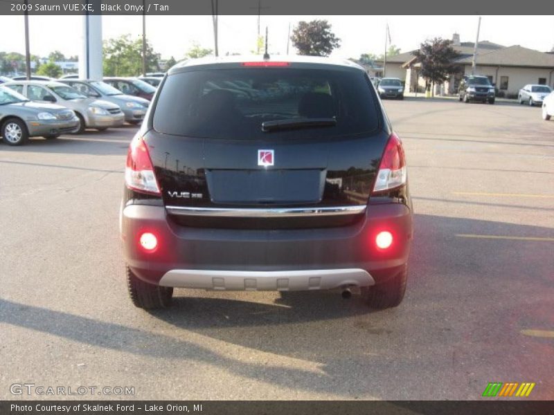Black Onyx / Tan 2009 Saturn VUE XE