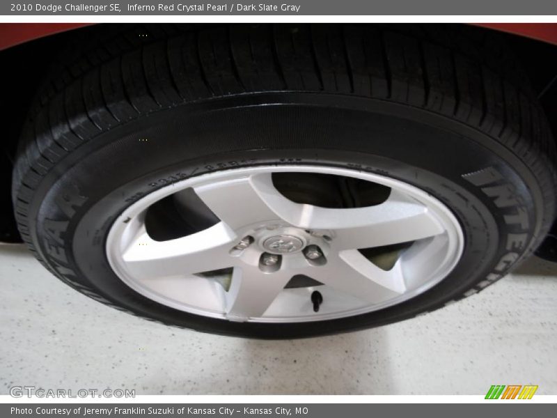 Inferno Red Crystal Pearl / Dark Slate Gray 2010 Dodge Challenger SE