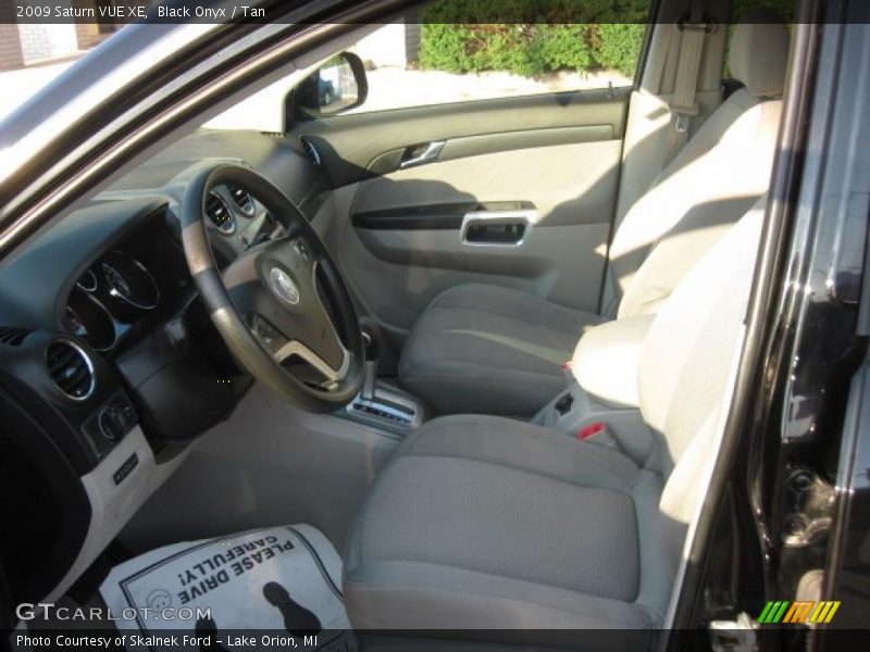 Black Onyx / Tan 2009 Saturn VUE XE