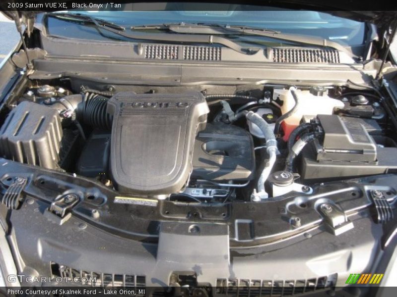 Black Onyx / Tan 2009 Saturn VUE XE