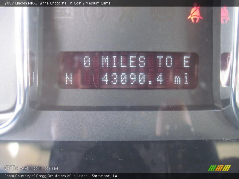 White Chocolate Tri Coat / Medium Camel 2007 Lincoln MKX