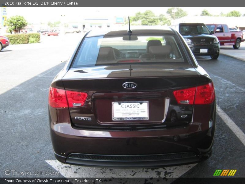 Dark Cherry / Coffee 2010 Kia Forte EX