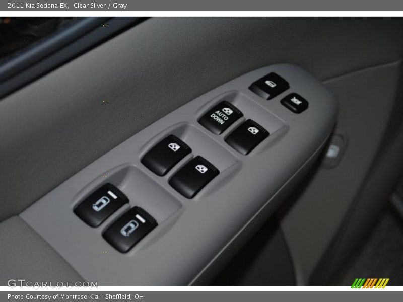 Clear Silver / Gray 2011 Kia Sedona EX