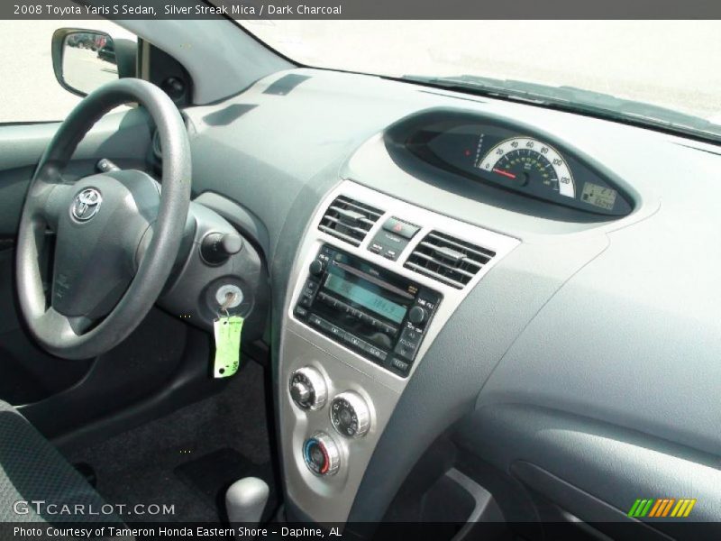 Silver Streak Mica / Dark Charcoal 2008 Toyota Yaris S Sedan
