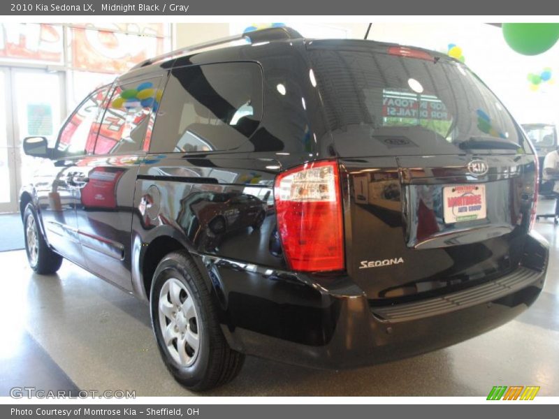 Midnight Black / Gray 2010 Kia Sedona LX