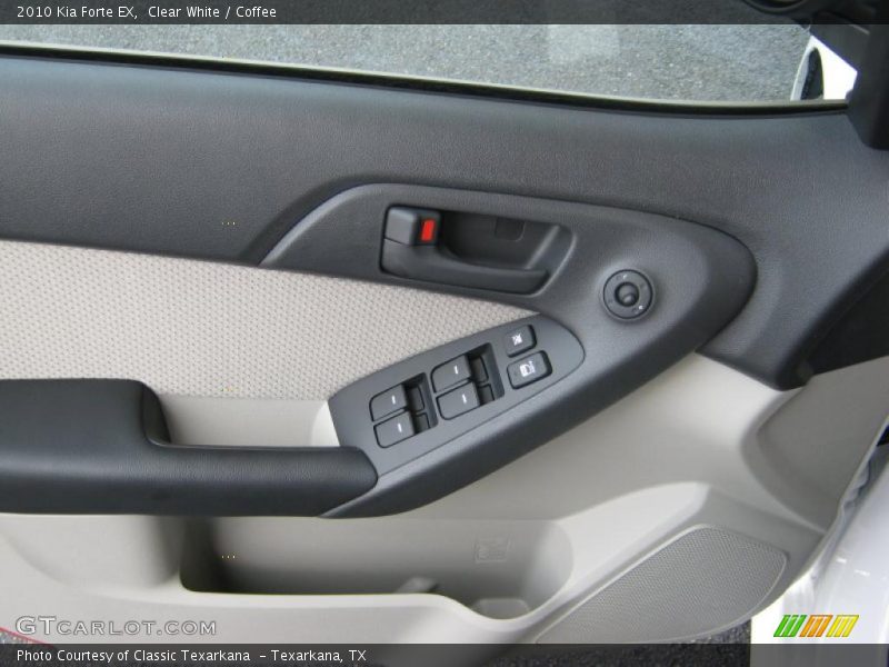 Clear White / Coffee 2010 Kia Forte EX