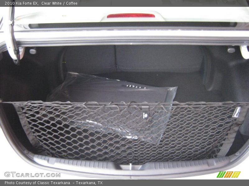 Clear White / Coffee 2010 Kia Forte EX