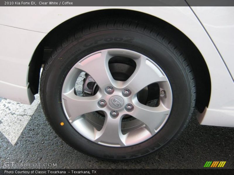 Clear White / Coffee 2010 Kia Forte EX