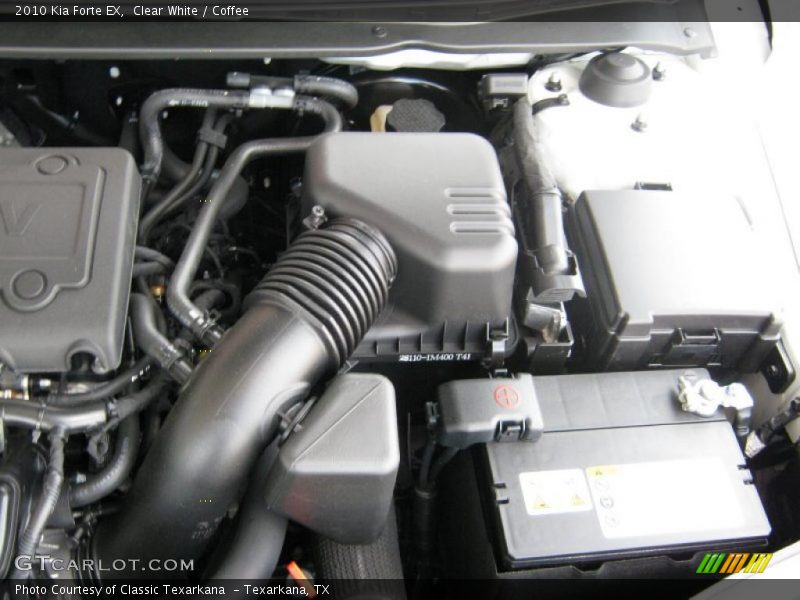 Clear White / Coffee 2010 Kia Forte EX