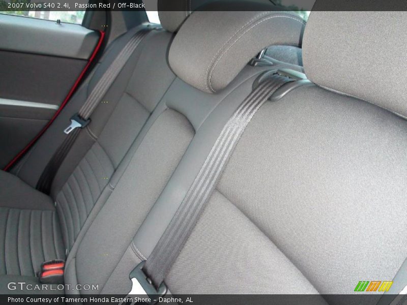 Passion Red / Off-Black 2007 Volvo S40 2.4i