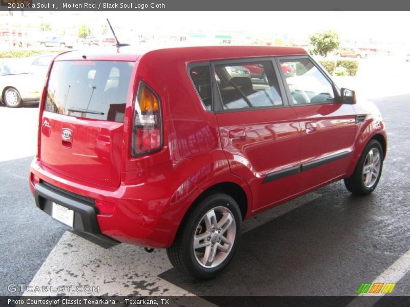 Molten Red / Black Soul Logo Cloth 2010 Kia Soul +