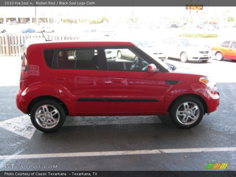 Molten Red / Black Soul Logo Cloth 2010 Kia Soul +