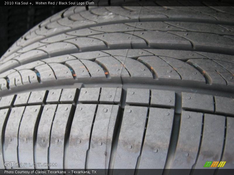 Molten Red / Black Soul Logo Cloth 2010 Kia Soul +