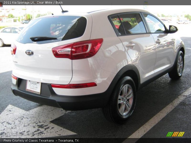 Clear White / Black 2011 Kia Sportage LX