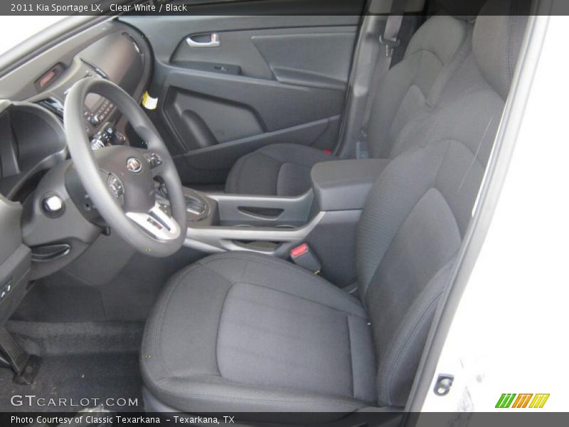 Clear White / Black 2011 Kia Sportage LX