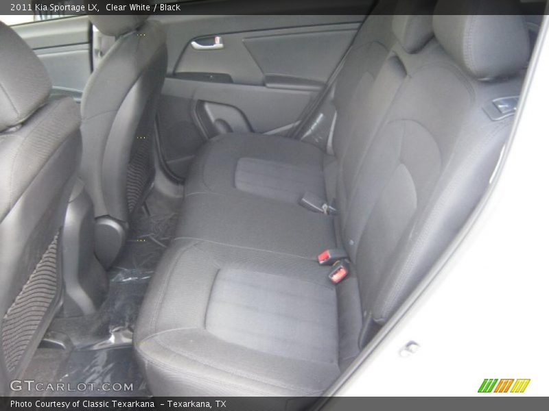 Clear White / Black 2011 Kia Sportage LX