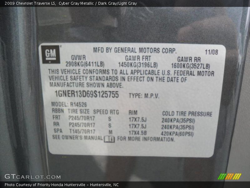 Cyber Gray Metallic / Dark Gray/Light Gray 2009 Chevrolet Traverse LS