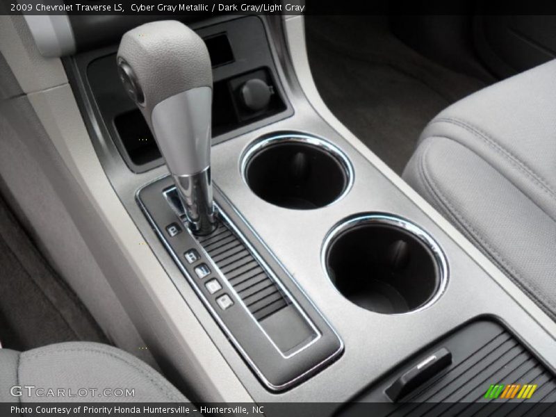 Cyber Gray Metallic / Dark Gray/Light Gray 2009 Chevrolet Traverse LS
