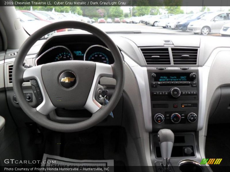 Cyber Gray Metallic / Dark Gray/Light Gray 2009 Chevrolet Traverse LS