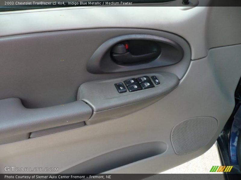Indigo Blue Metallic / Medium Pewter 2003 Chevrolet TrailBlazer LS 4x4