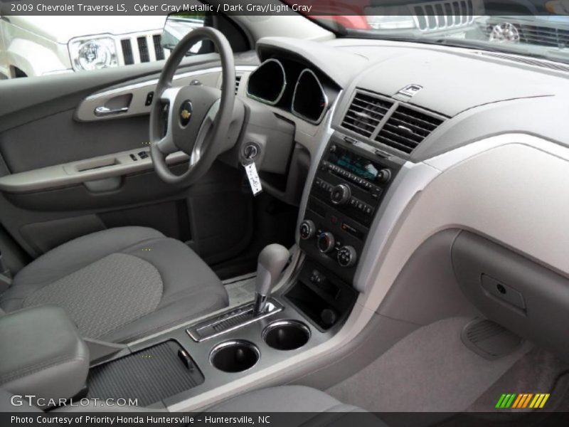 Cyber Gray Metallic / Dark Gray/Light Gray 2009 Chevrolet Traverse LS