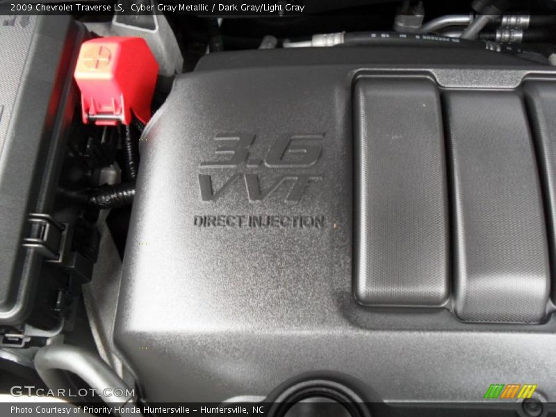 Cyber Gray Metallic / Dark Gray/Light Gray 2009 Chevrolet Traverse LS