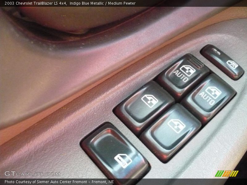 Indigo Blue Metallic / Medium Pewter 2003 Chevrolet TrailBlazer LS 4x4