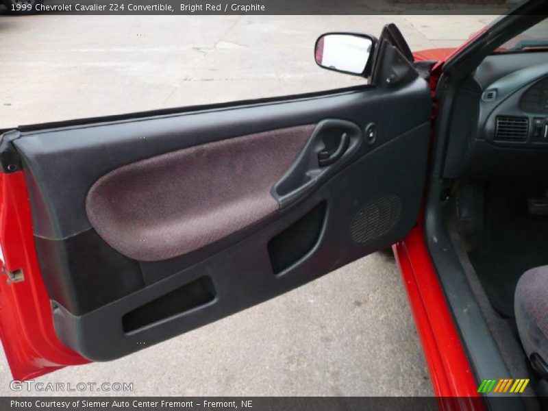 Bright Red / Graphite 1999 Chevrolet Cavalier Z24 Convertible