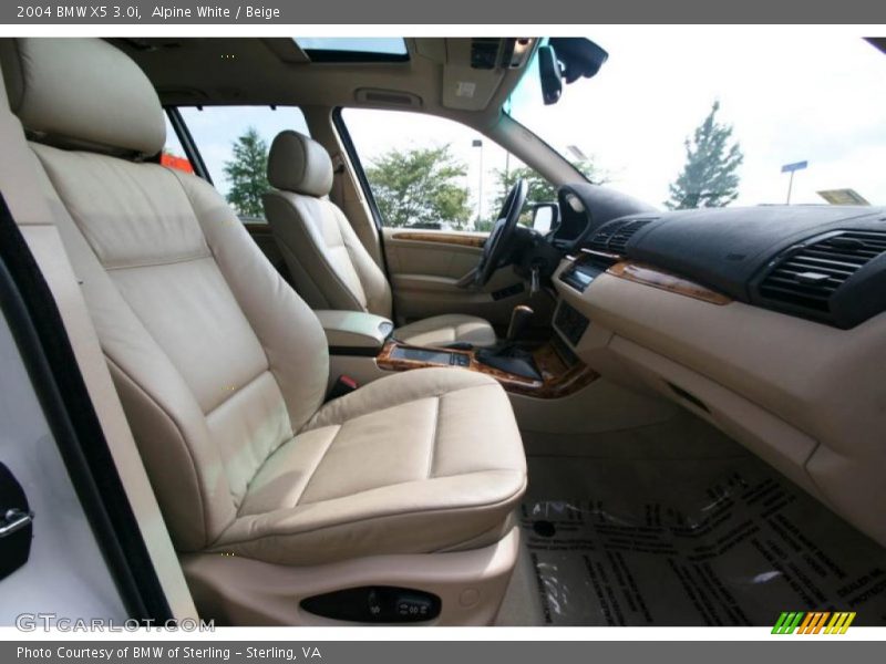Alpine White / Beige 2004 BMW X5 3.0i