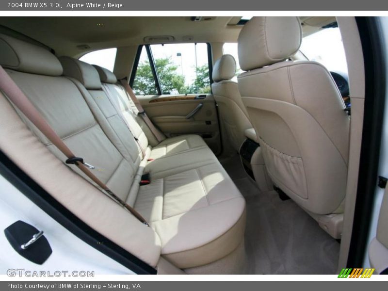 Alpine White / Beige 2004 BMW X5 3.0i
