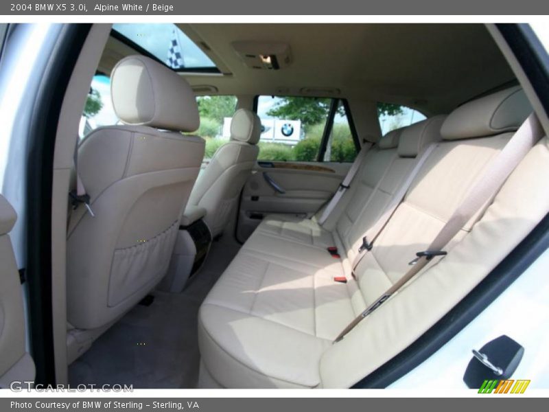 Alpine White / Beige 2004 BMW X5 3.0i