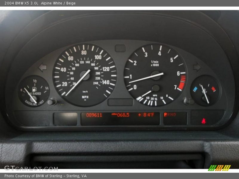 Alpine White / Beige 2004 BMW X5 3.0i