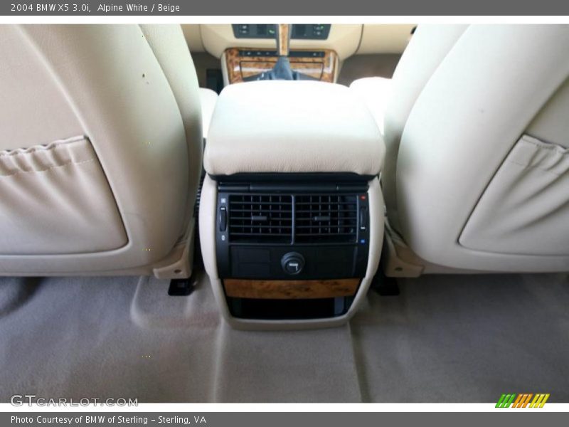 Alpine White / Beige 2004 BMW X5 3.0i