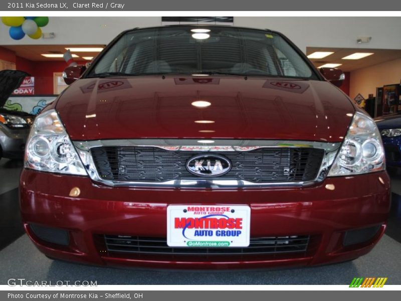 Claret Red / Gray 2011 Kia Sedona LX