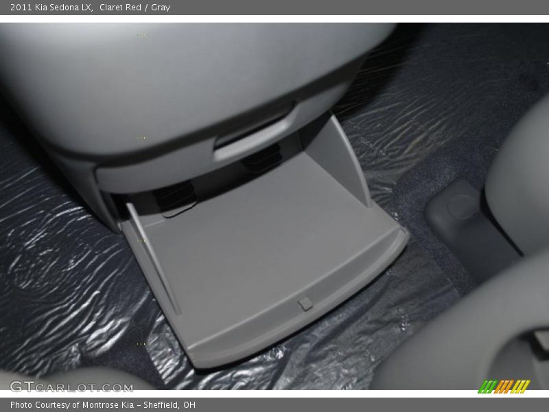 Claret Red / Gray 2011 Kia Sedona LX