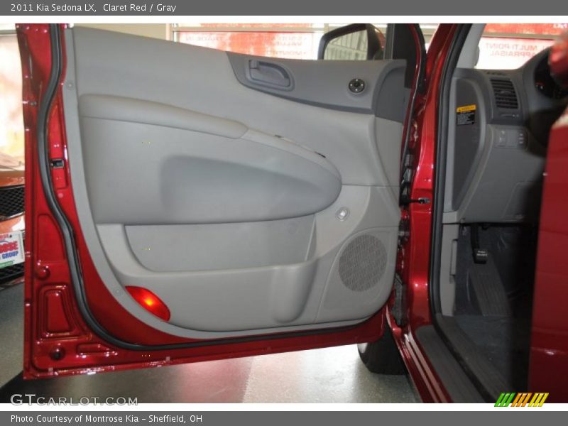 Claret Red / Gray 2011 Kia Sedona LX