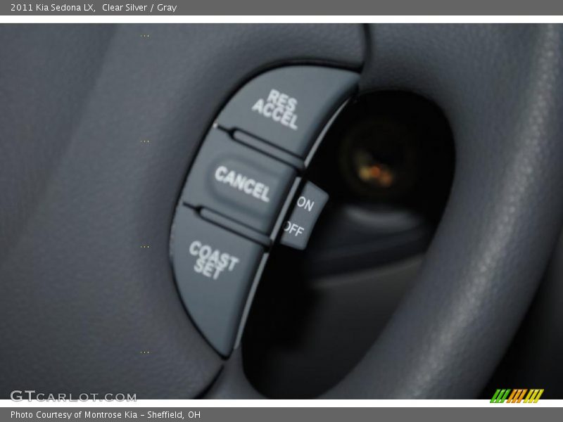 Clear Silver / Gray 2011 Kia Sedona LX